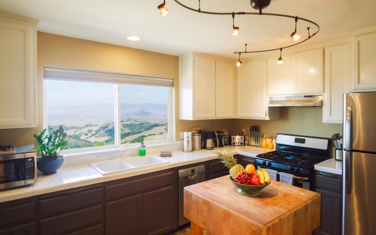 Mountain Top Getaway, Best View In Slo! - Whole House Σαν Λούις Ομπίσπο Εξωτερικό φωτογραφία